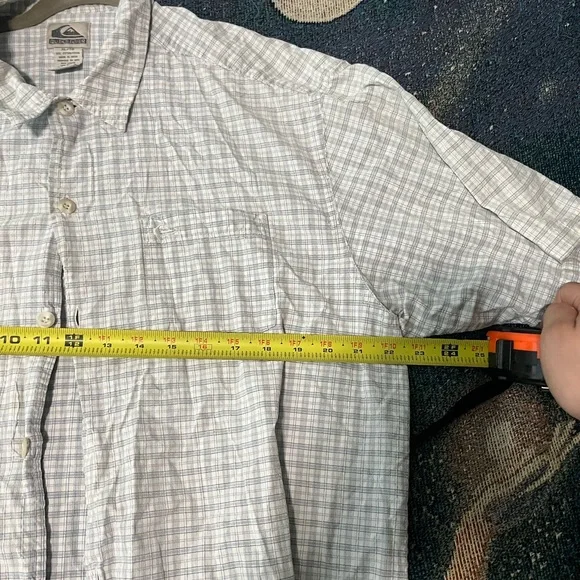 Quiksilver Gray & White Plaid Button‑Up Shirt Sz XL Surfer Streetwear Casual Y2K - Picture 12 of 13
